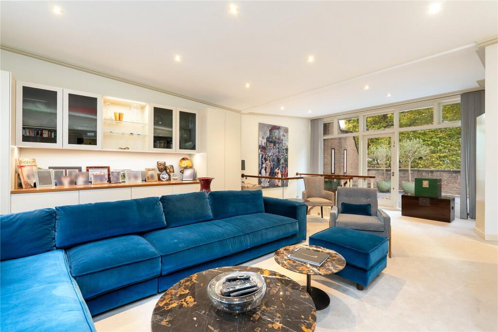 4 bedroom terraced house for sale in Norfolk Crescent, Hyde Park, London, W2